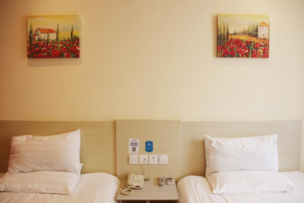 Hanting Express Shanghai Jinqiao Middle Yanggao Road Δωμάτιο φωτογραφία